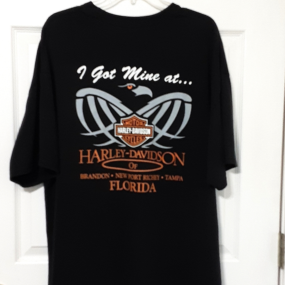 Harley-Davidson black short sleeve t-shirt size 2XL.